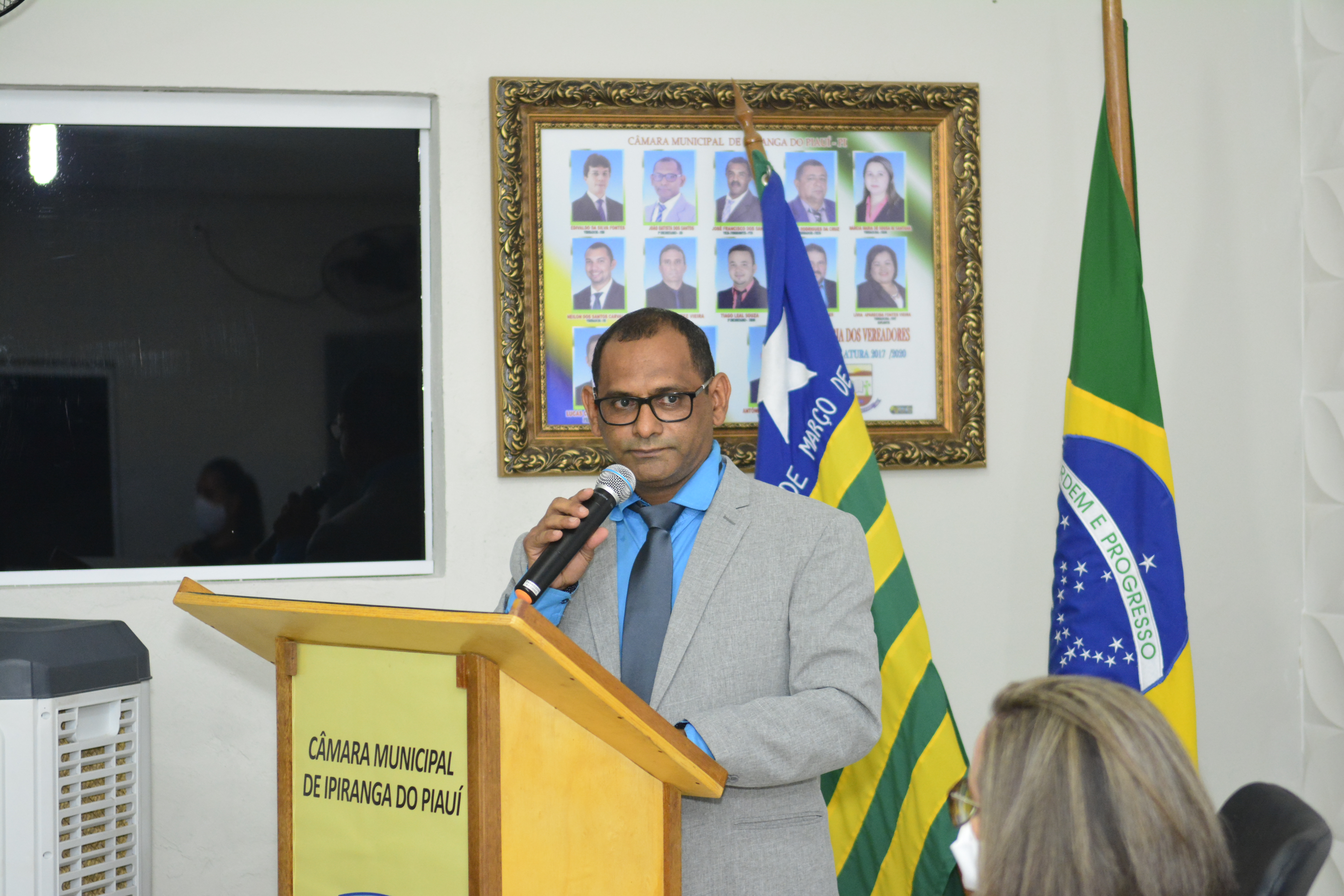 João Batista apresentou 04 requerimentos e 01 PL